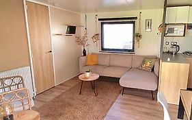 Chalet Cozy Cove te Lauwersoog,1-6 Pers, 3 Schlafzimmer, 2 Badezimmer, 55m2!